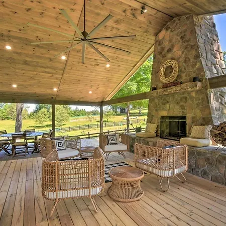 Blue Ridge Cottage Modern Solace In The Mountains Exterior foto