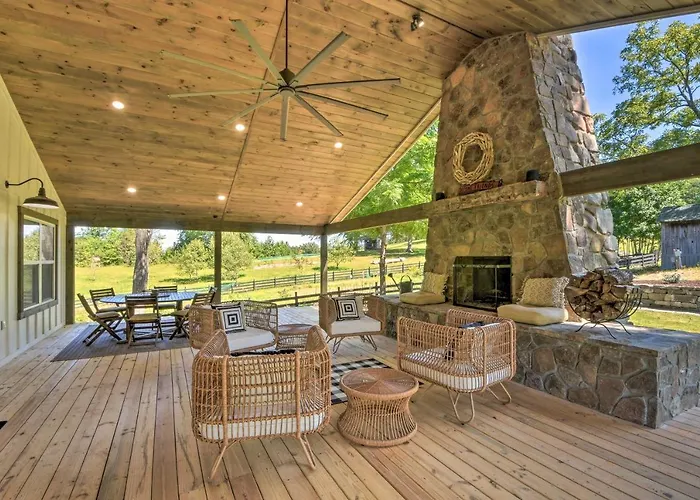 Blue Ridge Cottage Modern Solace In The Mountains