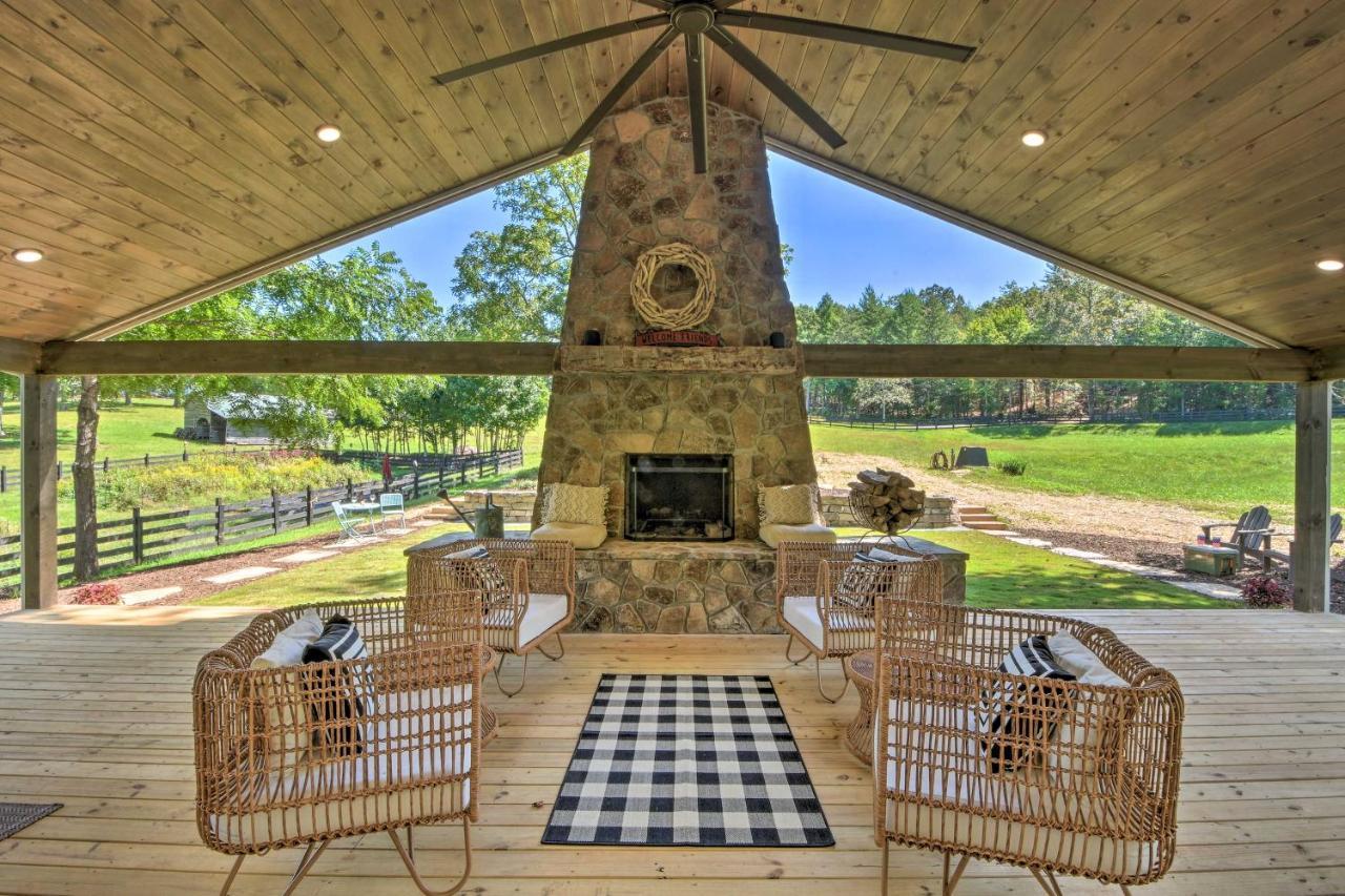 Modern Solace In The Mountains * Blue Ridge